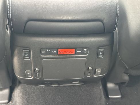 Used 2019 Nissan Armada Platinum w/ Captain's Chairs Package RWD image 25