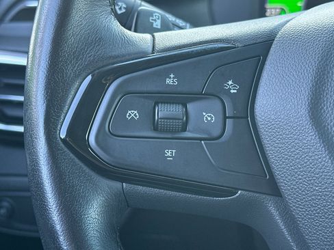 Used 2023 Chevrolet Bolt EUV LT w/ Convenience Package image 35