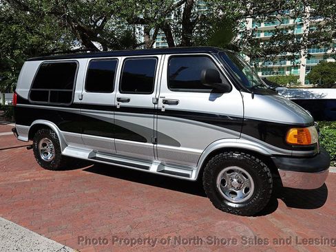 Used 1998 Dodge B1500 image 64