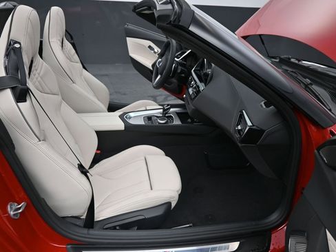 New 2026 BMW Z4 sDrive30i w/ Premium Package image 25