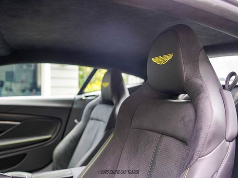 Used 2025 Aston Martin DB12 Coupe image 42