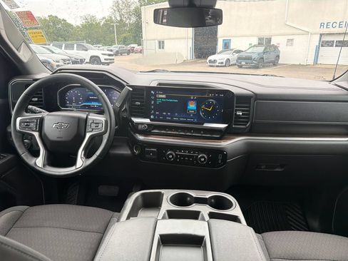 Certified 2023 Chevrolet Silverado 1500 RST w/ Z71 Off-Road Package AWD/4WD image 12
