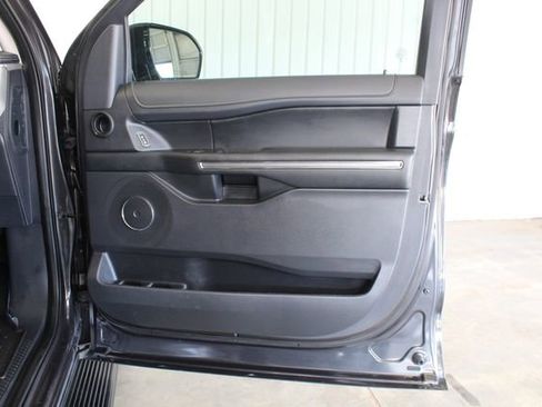 Used 2024 Ford Expedition XLT RWD image 24