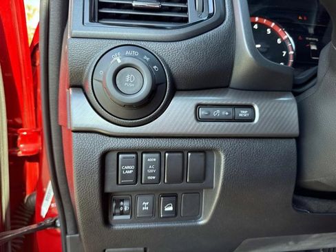 Used 2020 Nissan Titan PRO-4X w/ Pro-4x Convenience Package image 30