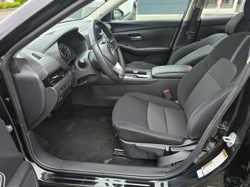 Used 2023 Nissan Sentra SV w/ All-Weather Package FWD image 18