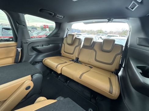 New 2026 Nissan Armada SL w/ Captain's Chari Seat Package AWD/4WD image 22