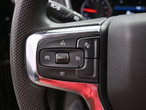 Used 2025 Chevrolet Blazer LT FWD image 28