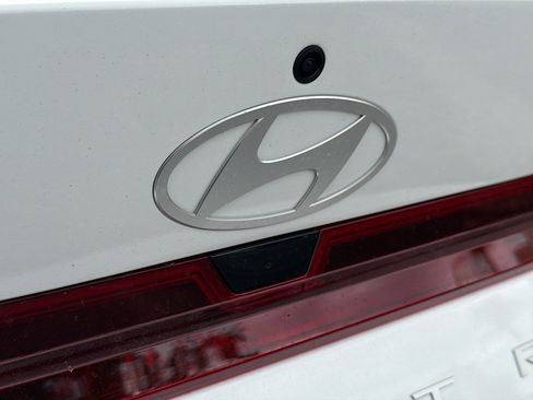 New 2026 Hyundai Elantra SE FWD image 11
