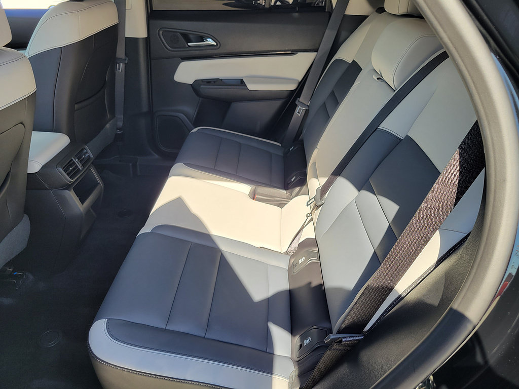 Used 2025 Honda Prologue Touring image 14