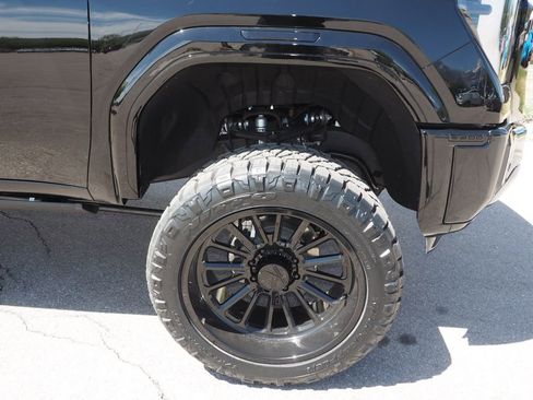 Used 2026 GMC Sierra 3500 Denali w/ Technology Package AWD/4WD image 10