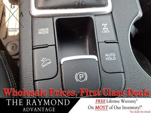 Used 2020 Kia Sportage S w/ S Premium Package AWD/4WD image 25
