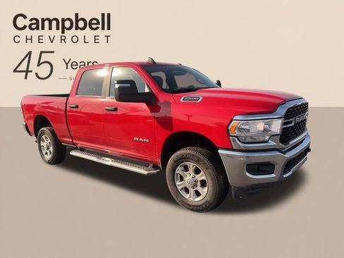 Used 2024 RAM 2500 Big Horn AWD/4WD image 42