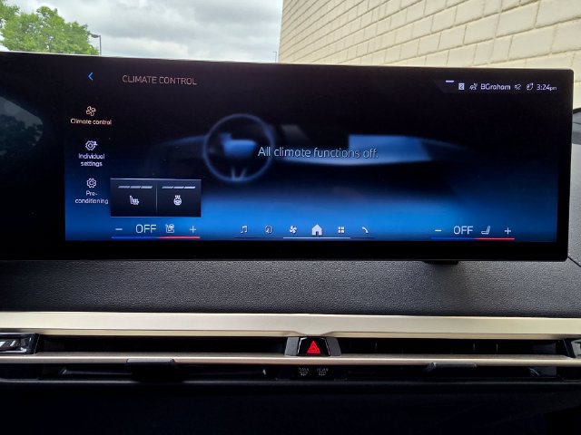 Used 2024 BMW iX xDrive50 w/ Sport Package AWD/4WD image 60