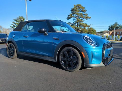 Used 2024 MINI Cooper S image 2