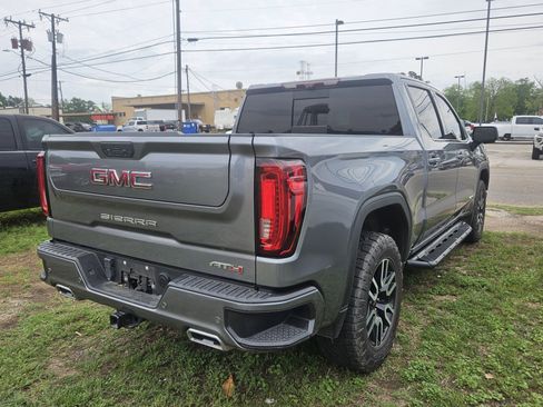 Used 2020 GMC Sierra 1500 AT4 w/ AT4 Premium Package image 3
