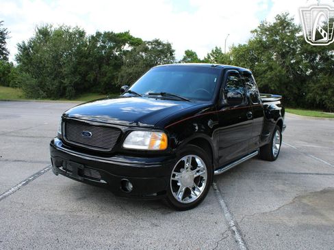 Used 2000 Ford F150 Harley-Davidson image 6