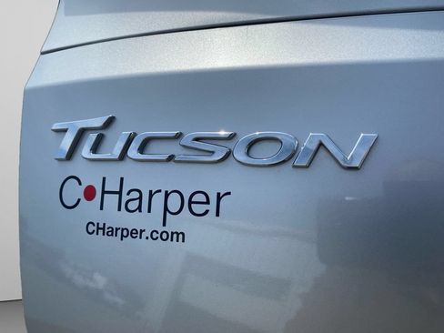 Used 2017 Hyundai Tucson SE w/ Cargo Package FWD image 17