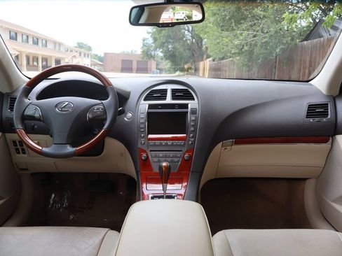 Used 2011 Lexus ES 350 FWD image 16