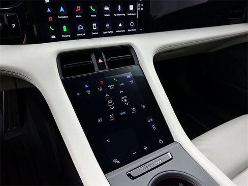 Certified 2024 Porsche Taycan GTS image 19