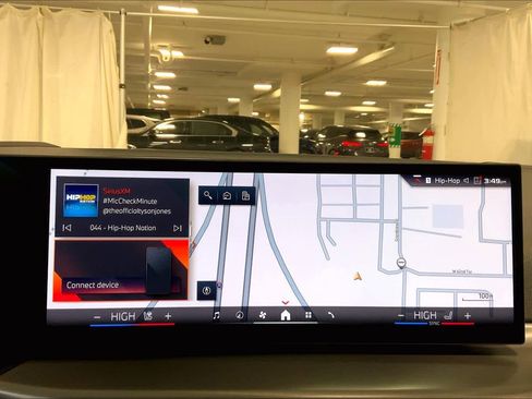 Used 2025 BMW 440i xDrive Coupe w/ Premium Package image 36