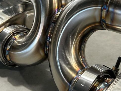 Used 2018 Audi R8 V10 w/ Premium Package image 33