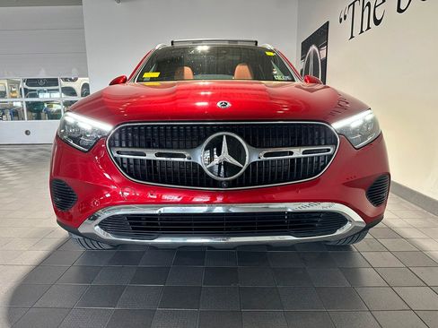 Certified 2023 Mercedes-Benz GLC 300 4MATIC image 2