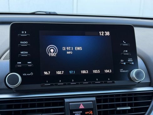 Used 2019 Honda Accord LX image 14