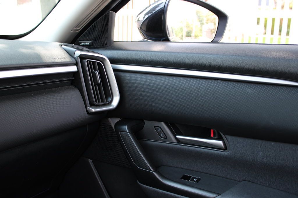 Used 2025 MAZDA CX-50 AWD 2.5 S w/ Premium Package image 18