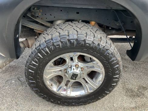 Used 2014 Ford F350 Platinum w/ FX4 Off-Road Package image 9