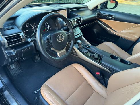 Used 2014 Lexus IS 350 w/ Navigation Package RWD image 32