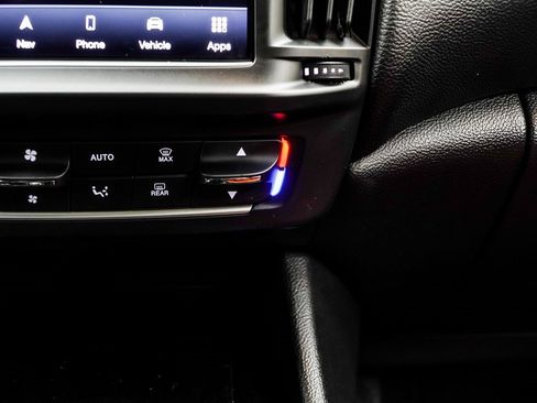 Used 2022 Maserati Levante GT image 23