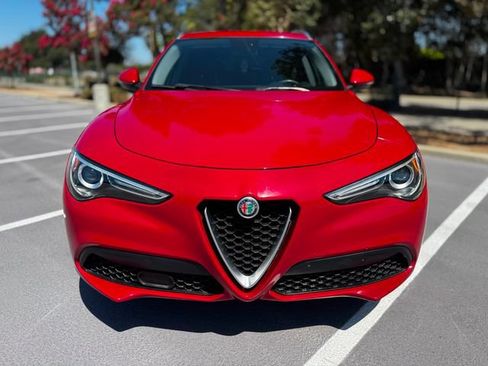 Used 2019 Alfa Romeo Stelvio RWD image 19