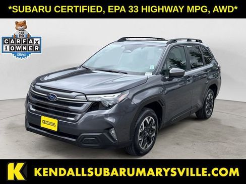 Certified 2025 Subaru Forester Premium AWD/4WD image 1
