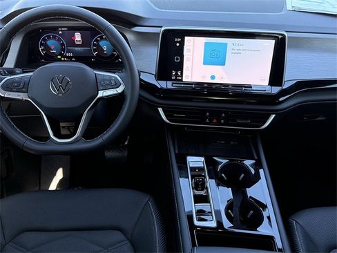 New 2026 Volkswagen Atlas Cross Sport SE image 8