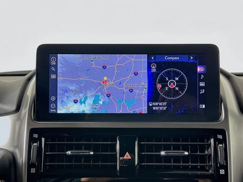 Used 2022 Lexus GX 460 Luxury w/ Sport Design Package image 22