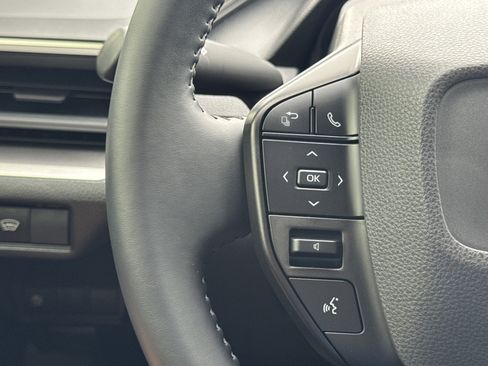 Used 2023 Toyota Prius LE image 14