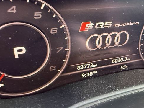 Used 2018 Audi SQ5 Premium Plus w/ Navigation Package image 4