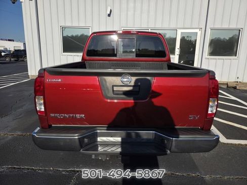 Used 2016 Nissan Frontier SV RWD image 5