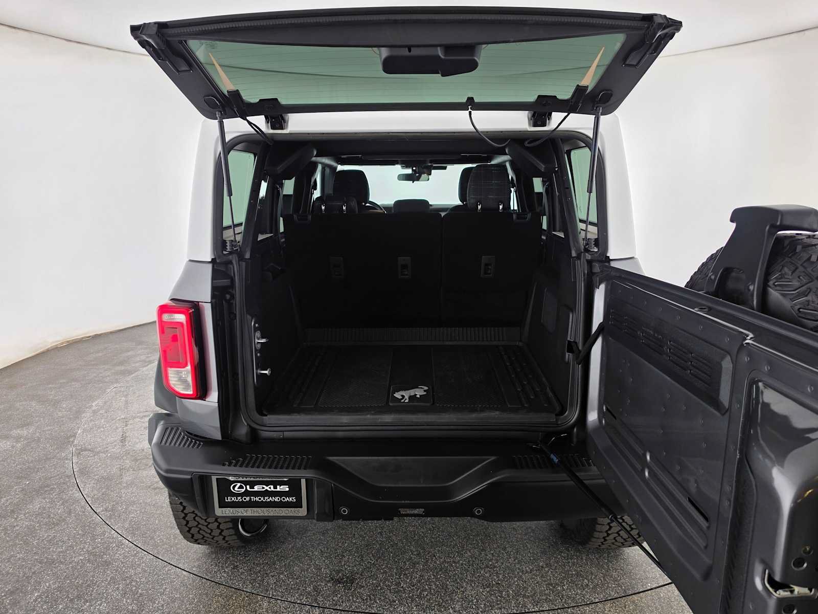 Used 2025 Ford Bronco Heritage Edition AWD/4WD image 14