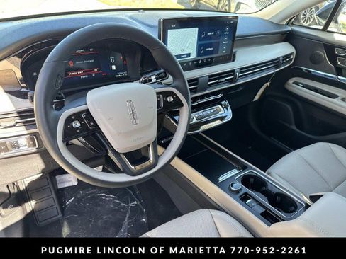 New 2026 Lincoln Corsair Reserve w/ Jet Appearance Package image 16