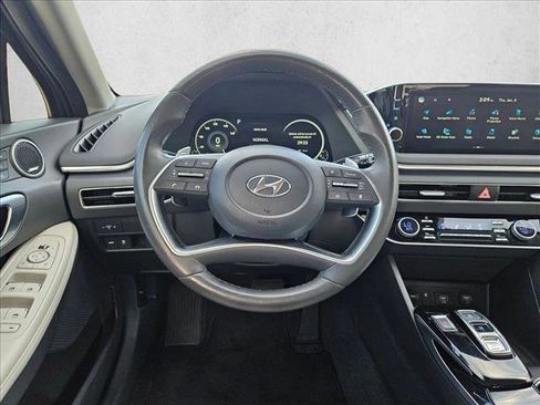 Used 2022 Hyundai Sonata Limited image 11