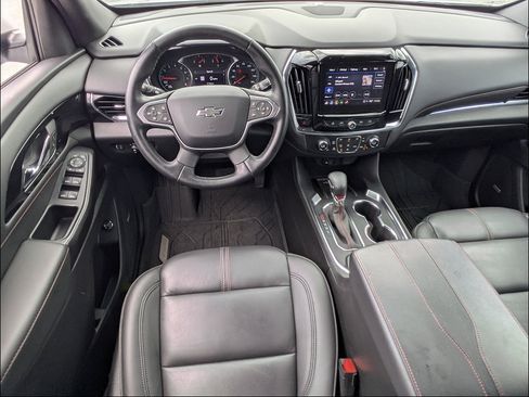 Used 2023 Chevrolet Traverse RS AWD/4WD image 17