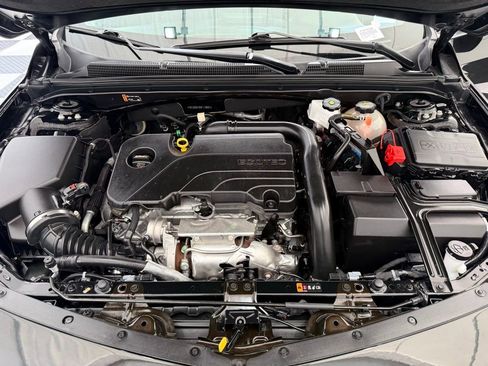 Used 2025 Chevrolet Malibu LT FWD image 9