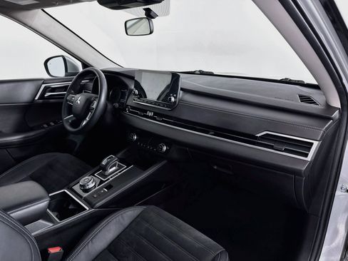 Used 2022 Mitsubishi Outlander SEL Black Edition FWD image 29