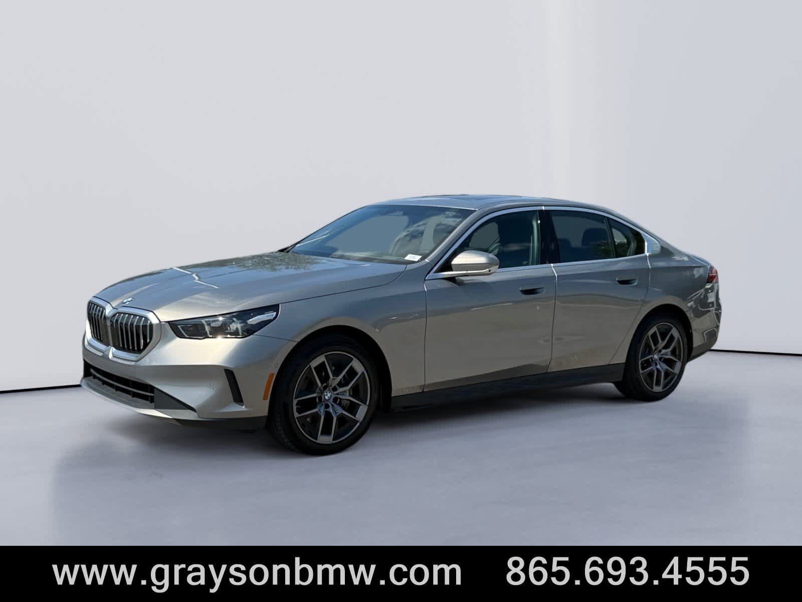 Used 2026 BMW 540i xDrive w/ Premium Package AWD/4WD image 7
