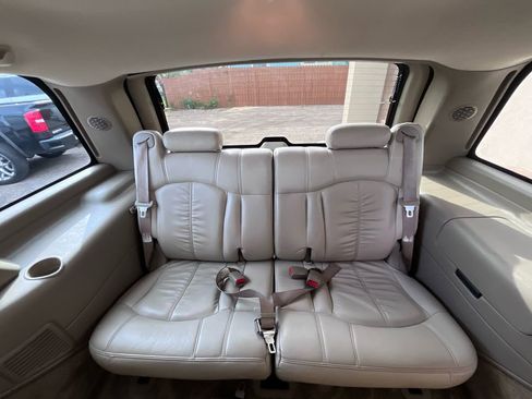 Used 2001 Chevrolet Tahoe LT w/ LT Preferred Equipment Group image 13