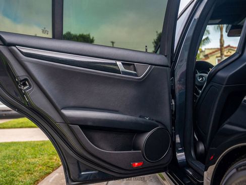 Used 2013 Mercedes-Benz C 63 AMG Sedan image 41