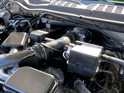 Used 2021 Ford F350 Lariat AWD/4WD image 30