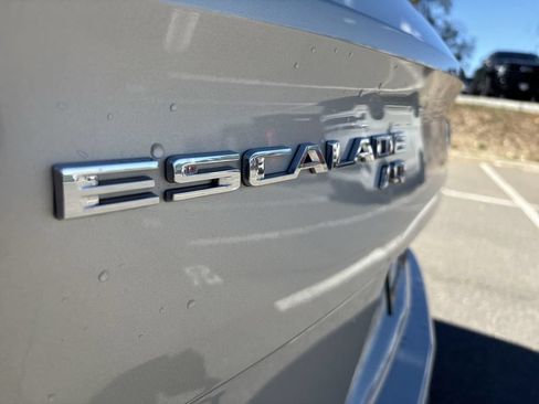 Used 2025 Cadillac Escalade IQ Sport 2 AWD/4WD image 37