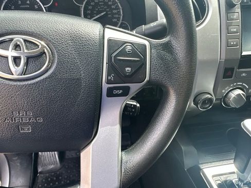Used 2017 Toyota Tundra SR5 AWD/4WD image 10